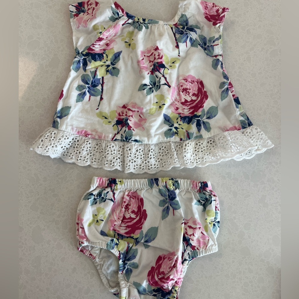 Baby Gap Top Bloomers Set